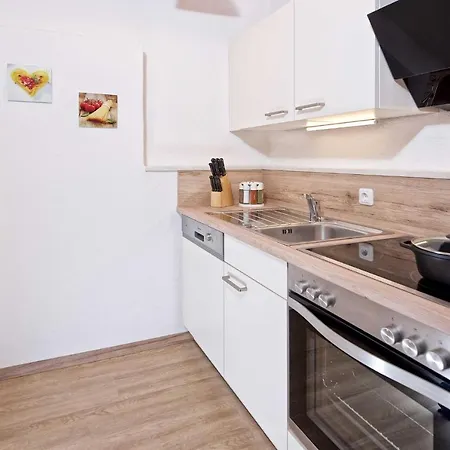 Hoerburger Apartament *