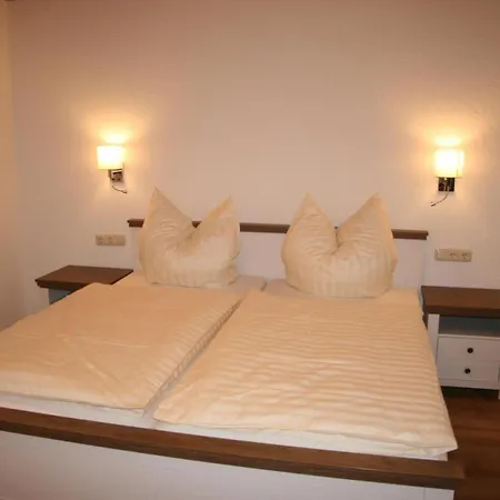 Hoerburger Apartment *